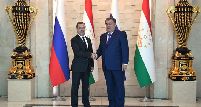 Встреча Президента Республики Таджикистан Эмомали Рахмона с Председателем Правительства Российской Федерации Дмитрием Медведевым