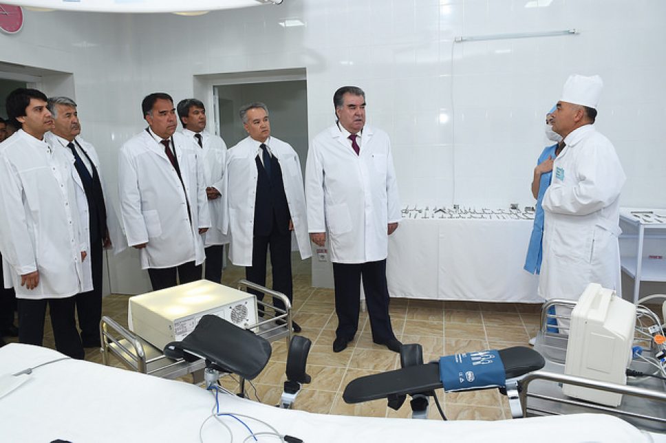 Открытие нового хирургического и реанимационного отделения Центральной больницы Шахристанского района