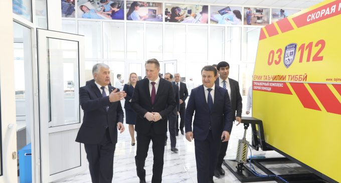 Министр здравоохранения России посетил Таджикский государственный медуниверситет и оздоровительный комплекс «Истиклол»
