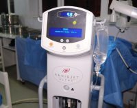 Республиканскому научному центру сердечно-сосудистой хирургии передан современный  новый аппарат «Angiojet»